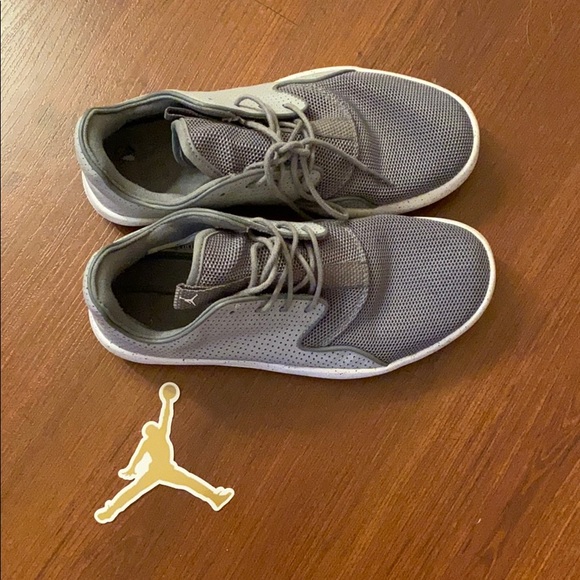 Jordan Shoe eclipse - Picture 3 of 5